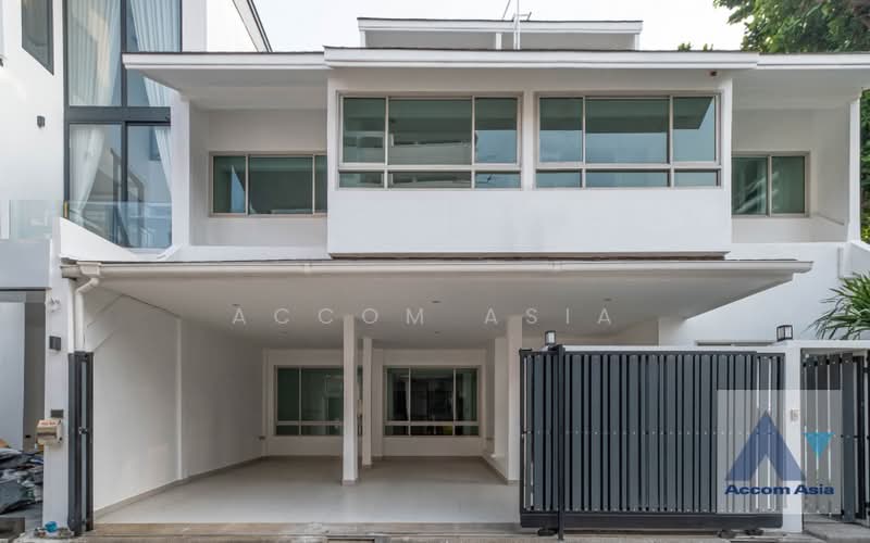 4 Bedrooms House for Sale in Sukhumvit, Bangkok near BTS Asok (AA39878), Bangkok