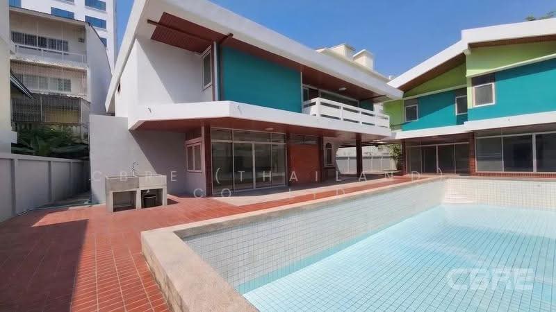 Land With Single house on Phetchaburi Road, bangkok