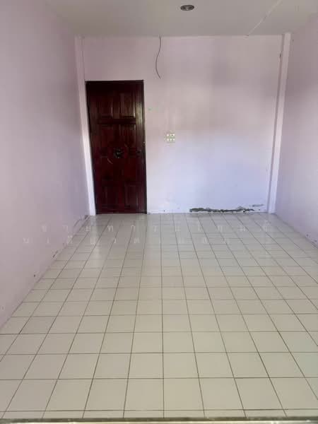 Townhome for Sale – No Common Area Fees Nakpakdee Village, Chon Buri (Pattaya)