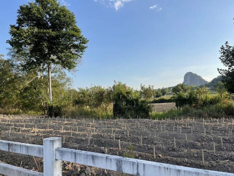 Land in Huai Yai, chon-buri