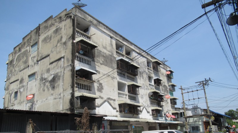 Condominium project at White Siam, Si Mahai.