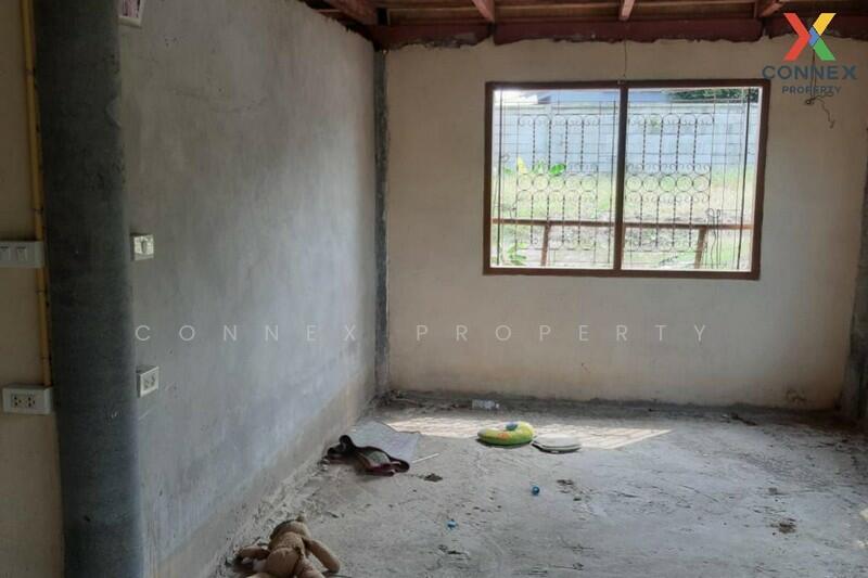 House with land, Bang Kruang บ้านพร้อมที่ดิน บางกร่าง, Nonthaburi