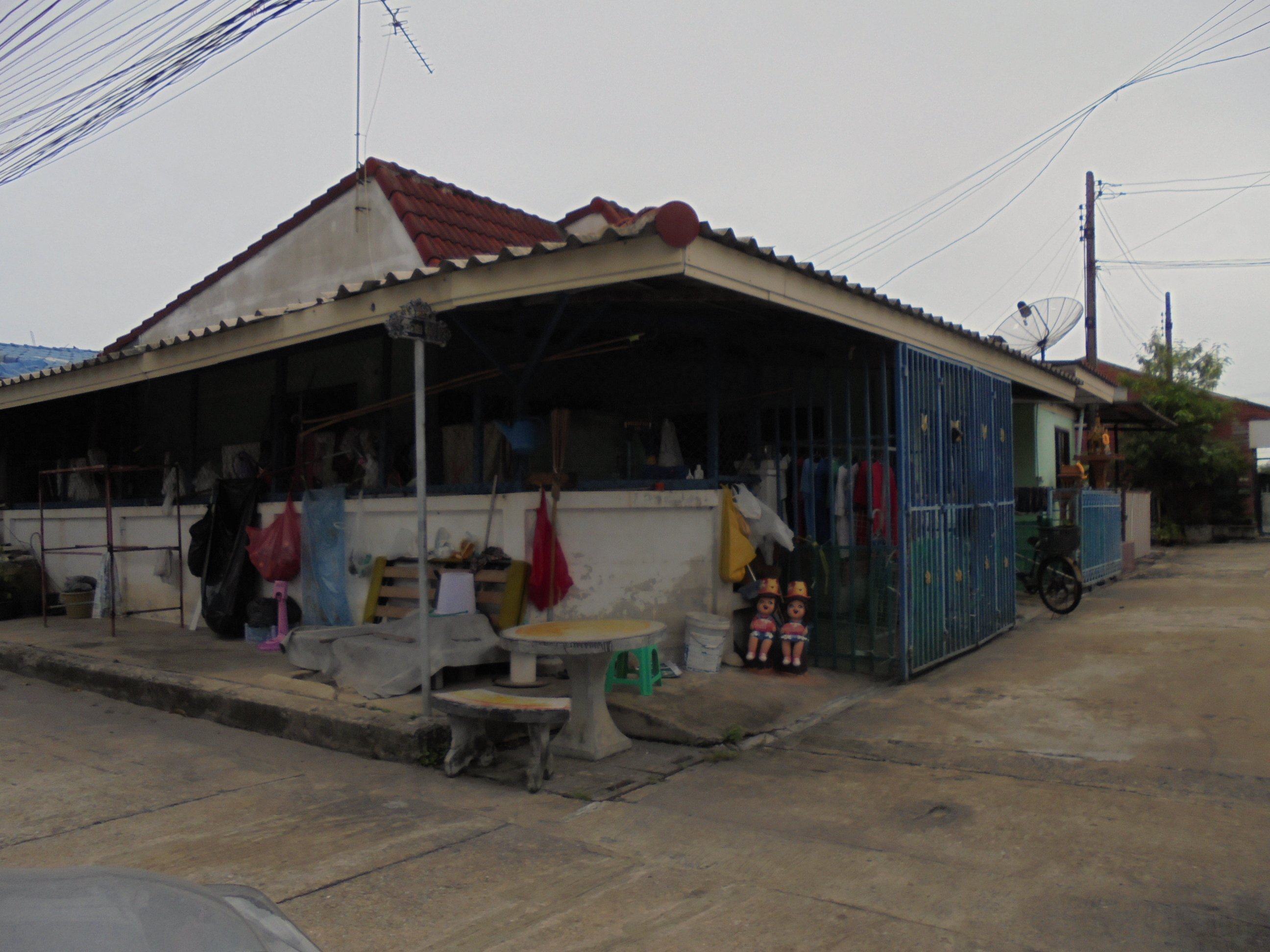 ทาวน์เฮ้าส์ โครงการบ้านเรือนสุข 1 ธัญบุรี