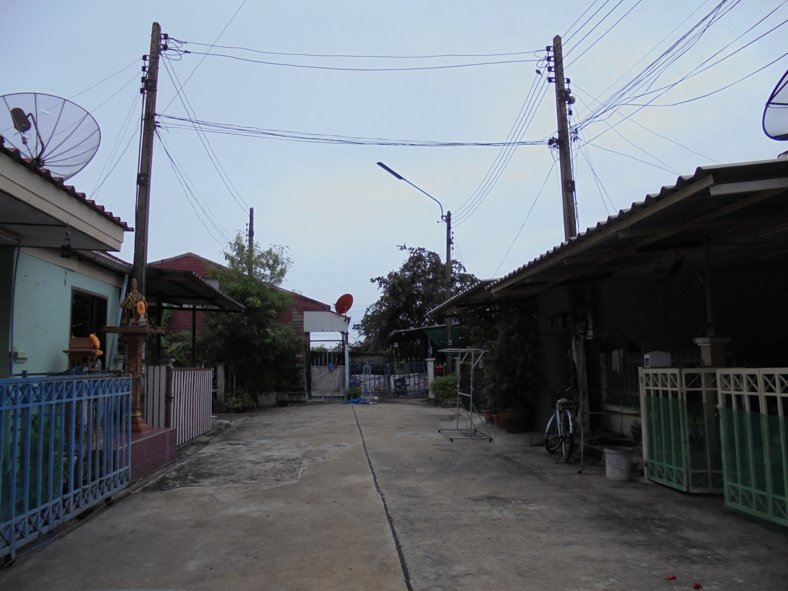 ทาวน์เฮ้าส์ โครงการบ้านเรือนสุข 1 ธัญบุรี