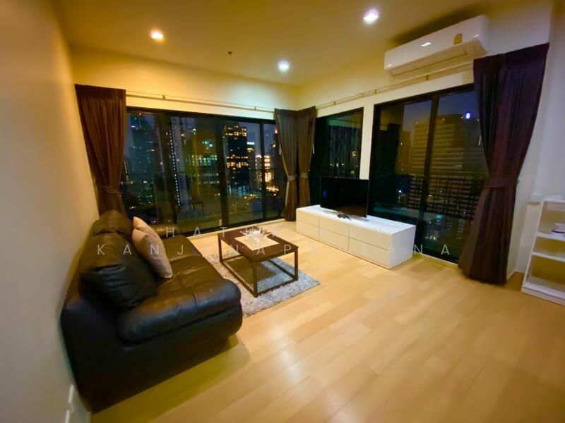 Noble Reveal, Bangkok