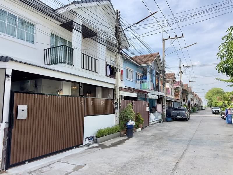 หมู่บ้านชวาลา, Chon Buri (Pattaya)