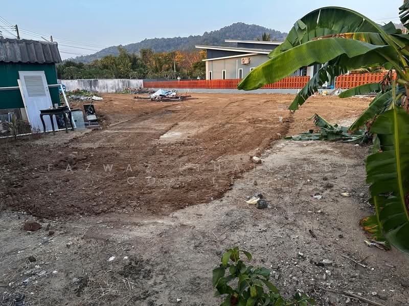 Corner Land Plot for Sale 840 sqm in Thep Krasattri Phuket Investment, Phuket