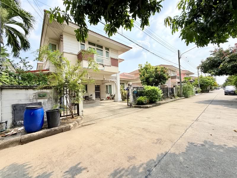 หมู่บ้าน บารานี รังสิต- คลองสาม 55.7 ตร.ว. (เพียง 2.99 ล้าน ), Pathum Thani