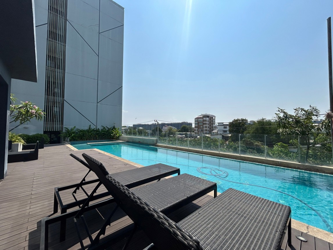 คอนโดมิเนียม เดอะนิช โมโน บางนา บางนา กรุงเทพมหานคร