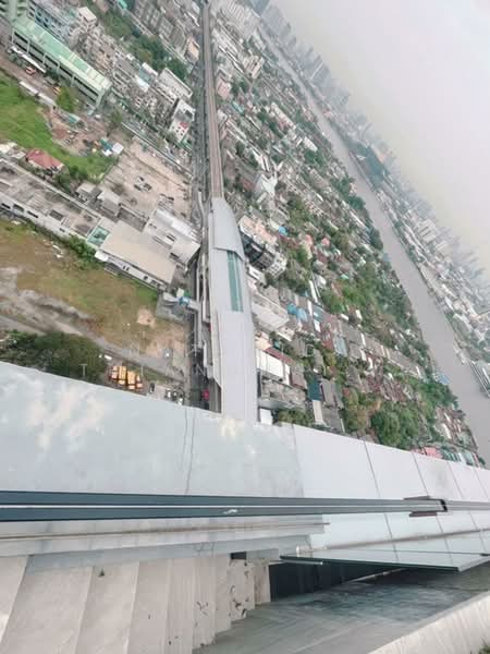 De Lapis Charan 81, Bangkok