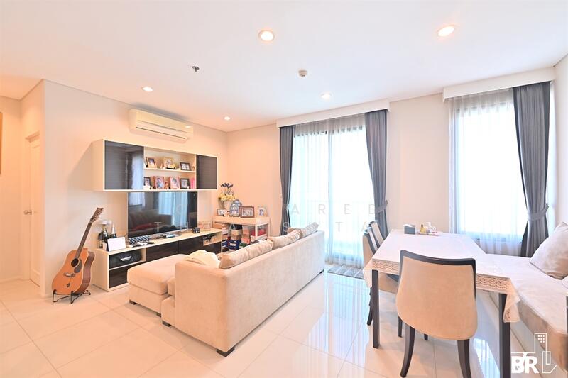Villa Asoke, Bangkok