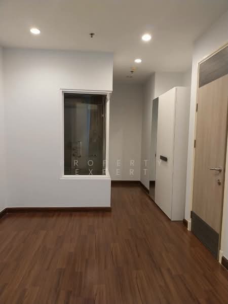 Supalai Premier Asoke, Bangkok