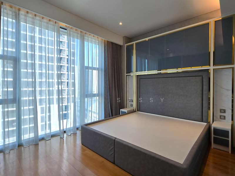Sindhorn Tonson, Bangkok