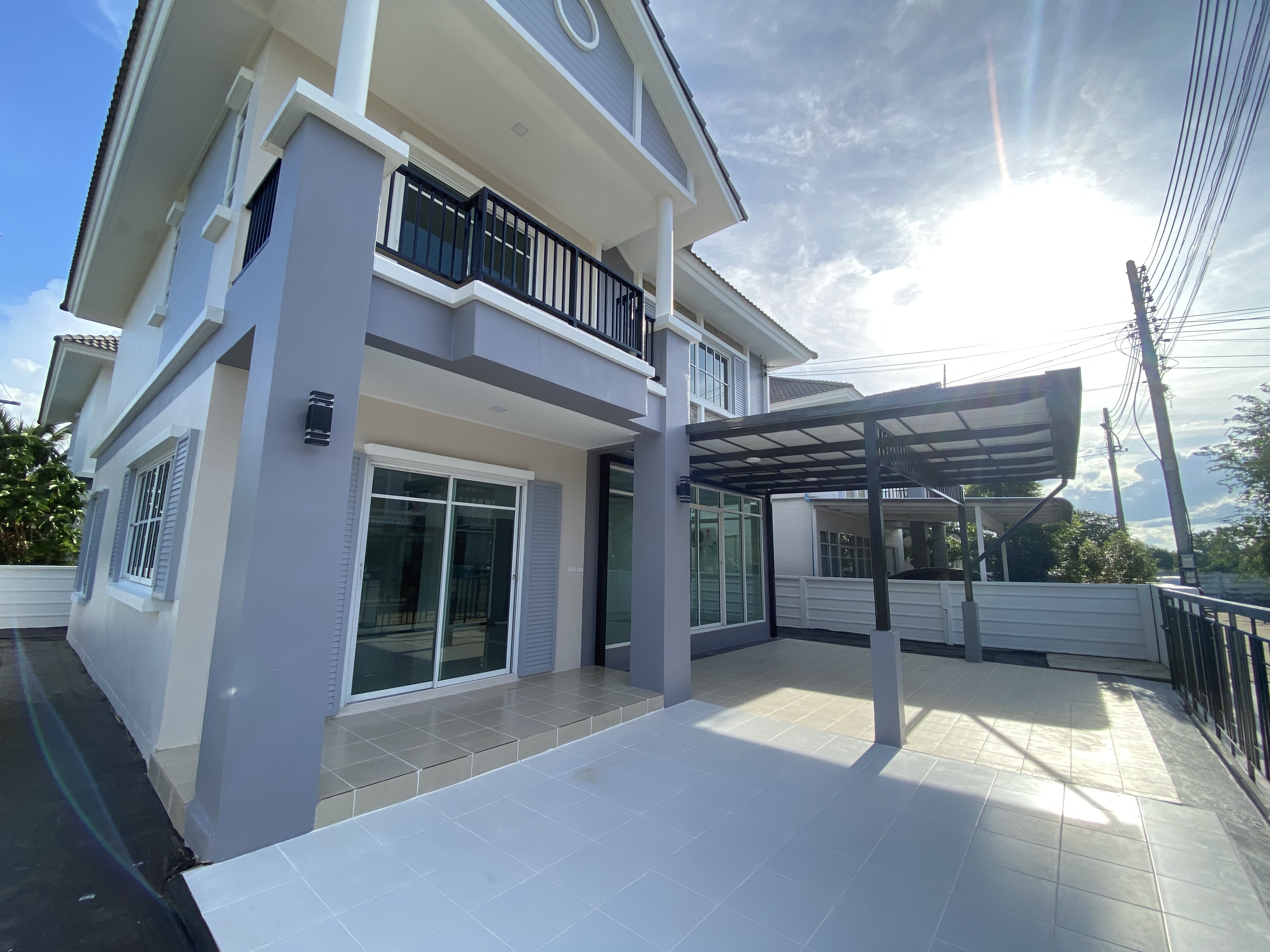 บ้านเดี่ยว โครงการเมโทรทาวน์ 2 อุบลราชธานี : ปรับปรุงใหม่