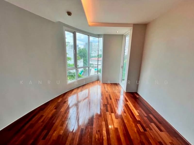 Beverly 33 by Aspira, bangkok