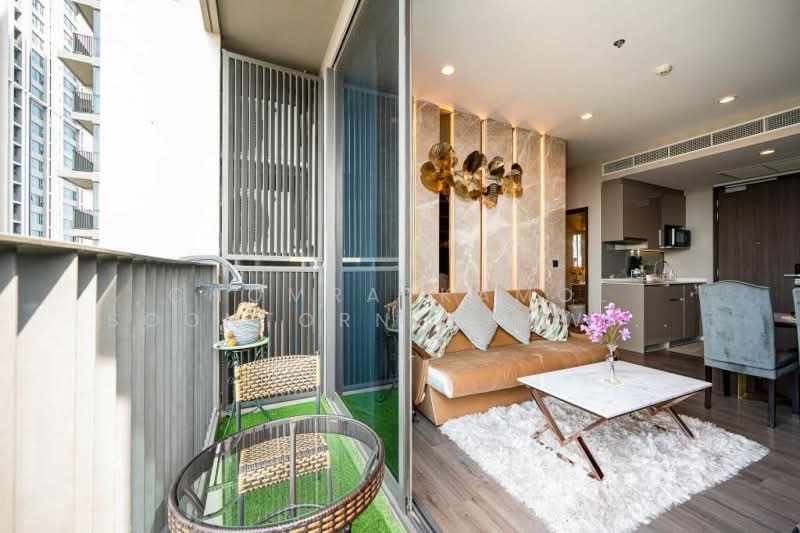 Whizdom Essence, Bangkok