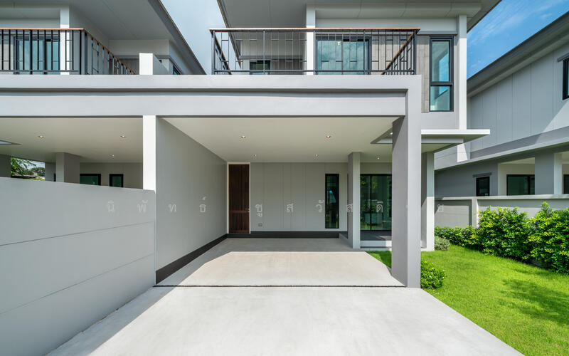 อาเรย์ เพชรเกษม 110, Bangkok