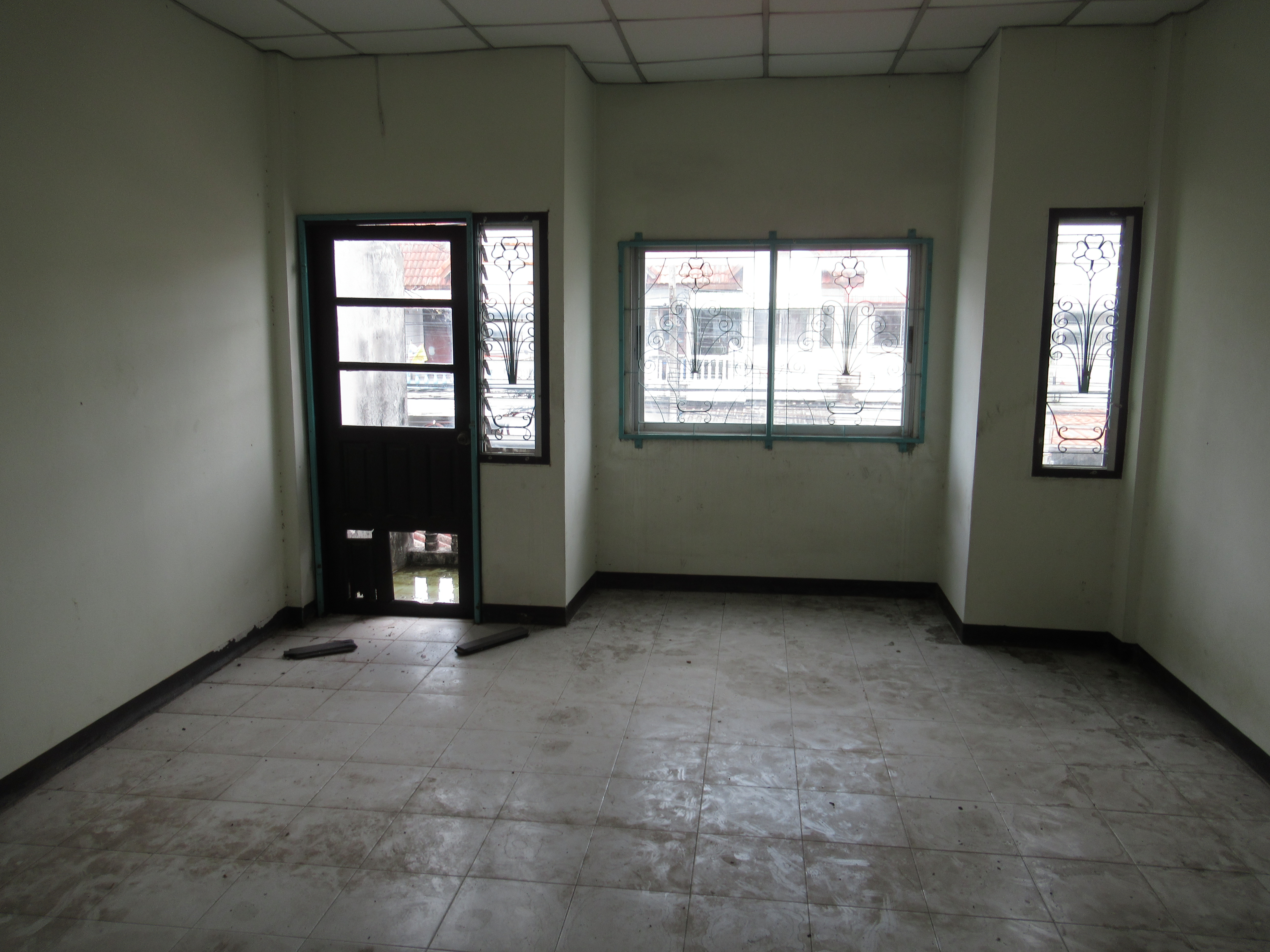 Bang Bua Thong Housing