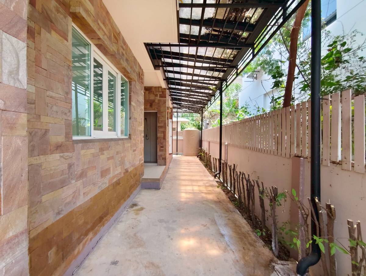 บ้านเดี่ยวโครงการสราญสิริประชาอุทิศ-สุขสวัสดิ์:ปรับปรุงใหม่