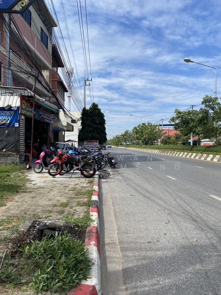 ถนนเทวาภิบาล ซอย 22 ร้อยเอ็ด, Roi Et