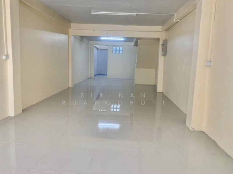 5-BR Townhouse, Bangkok
