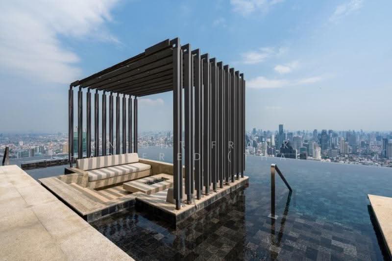 Four Seasons Private Residences, Bangkok
