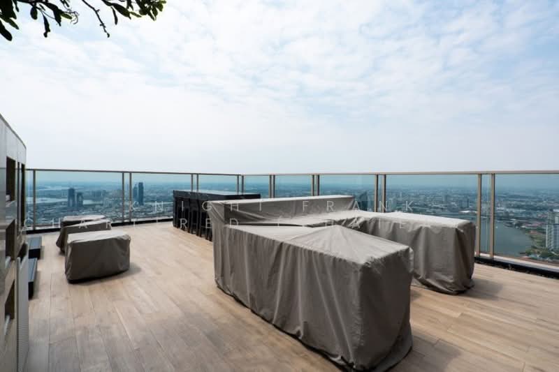 Four Seasons Private Residences, Bangkok