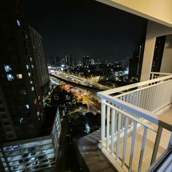 The Parkland Grand Taksin, Bangkok