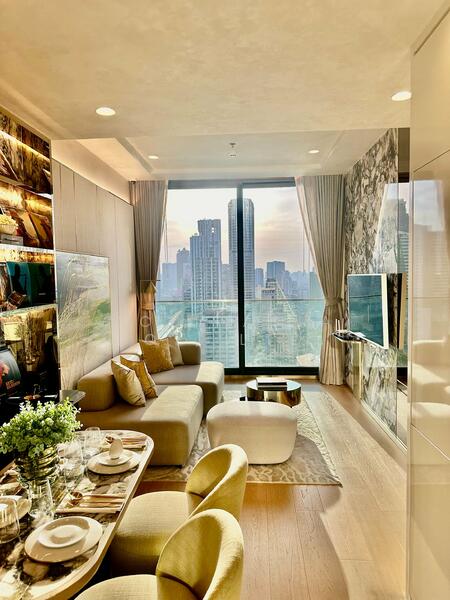 Anil Sathorn 12, Bangkok