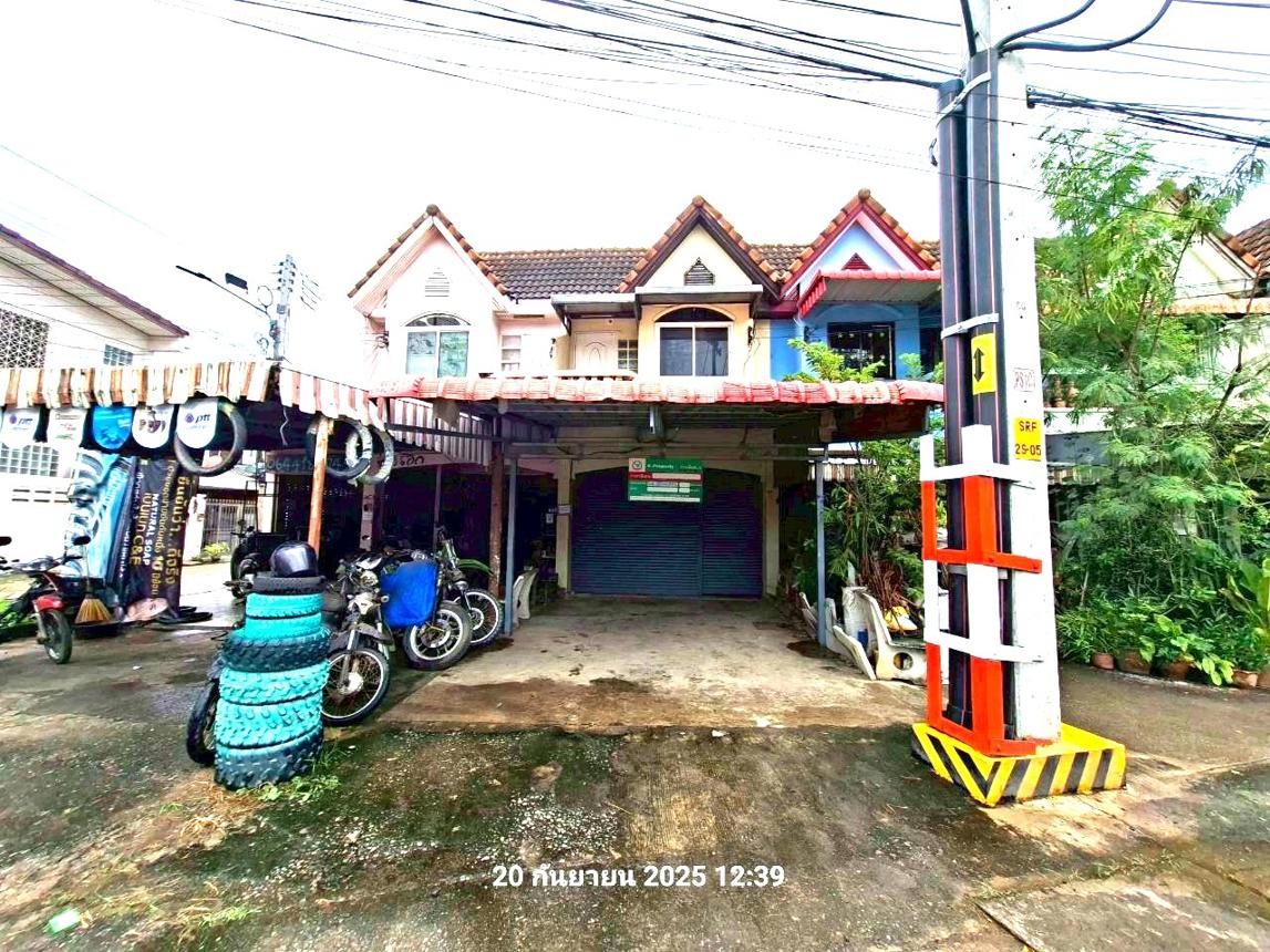 Commercial House, Gangkoi, Saraburi