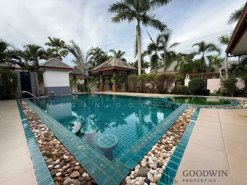 Baan Dusit Pattaya Lake, Chon Buri (Pattaya)