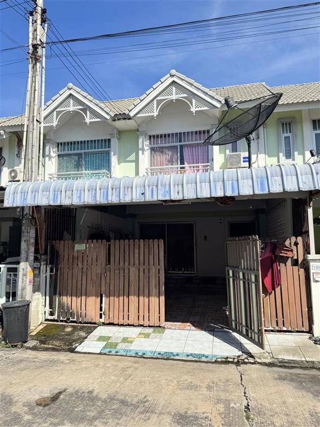 Townhouse in Lindapark, Panthong, Chonburi