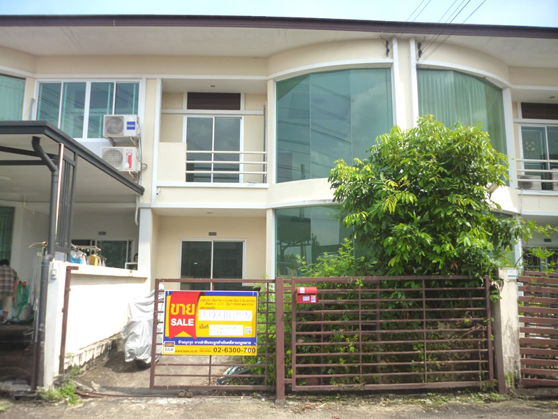 Townhouse project at Ratchaphruek Suvarnabhumi-Ladkrabang