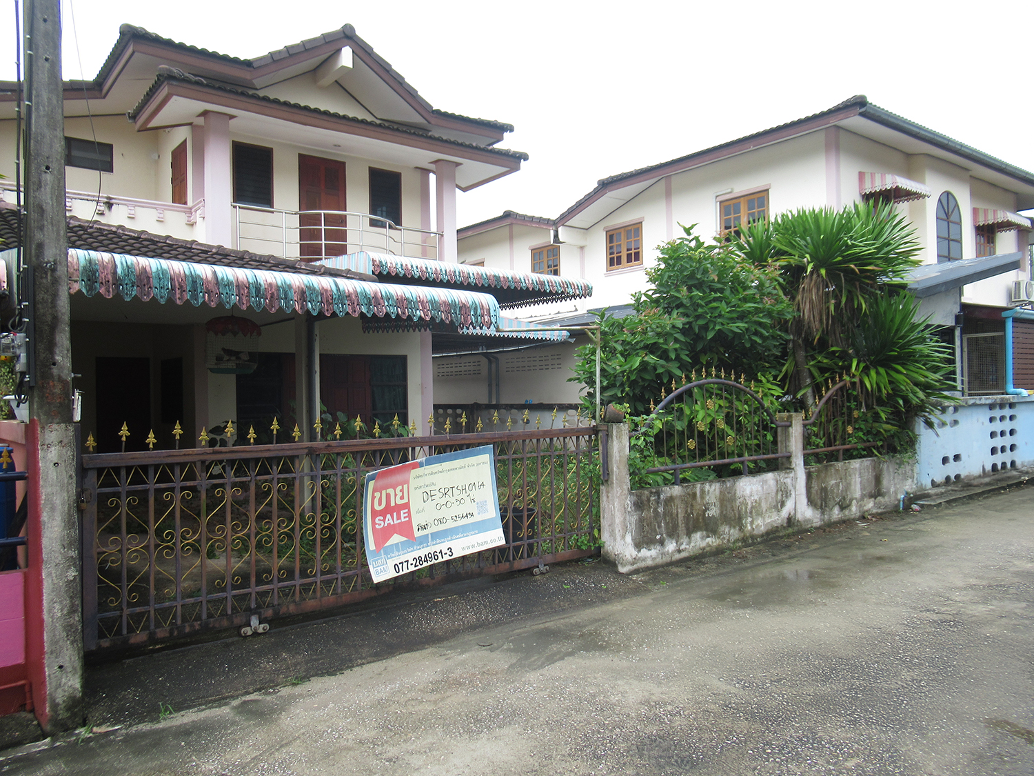 Duplex House at Wong Ying Dynasty, Chaiya