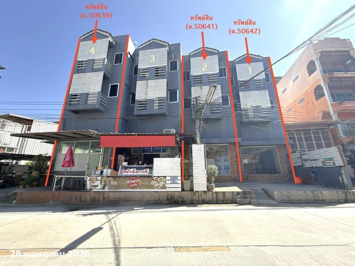 Commercial Townhouse in Nakhon Sawan, Nakhon Sawan