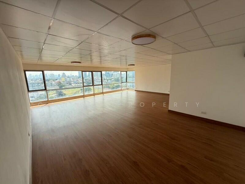 Vibhavadi Suite, Bangkok