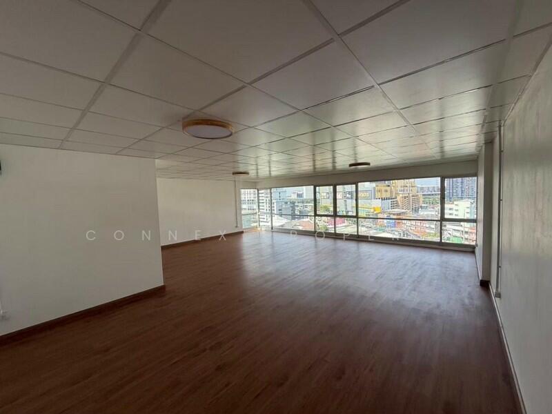 Vibhavadi Suite, Bangkok