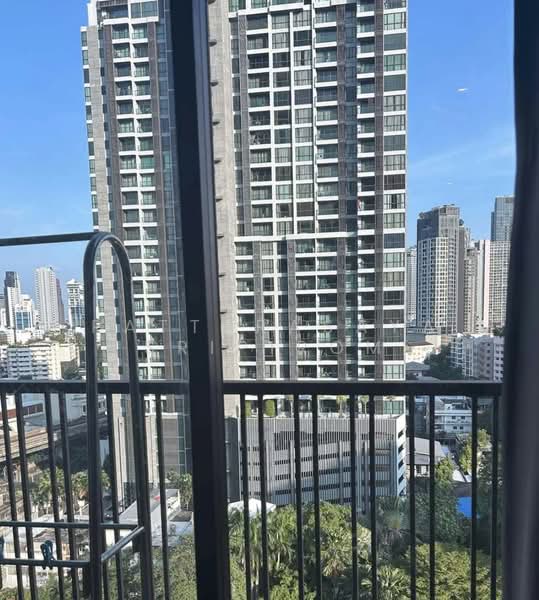 Noble Refine, Bangkok