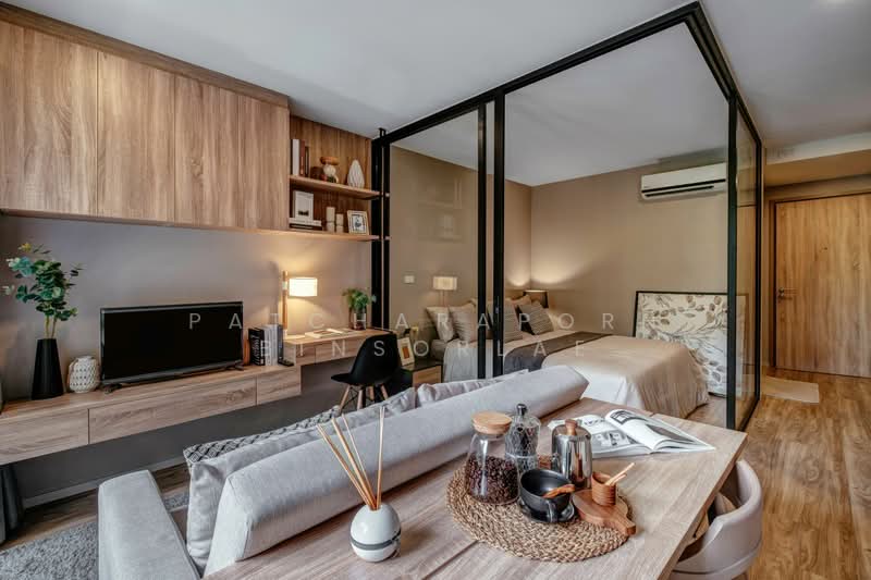 Blossom Condo @ Sathorn-Charoenrat, Bangkok
