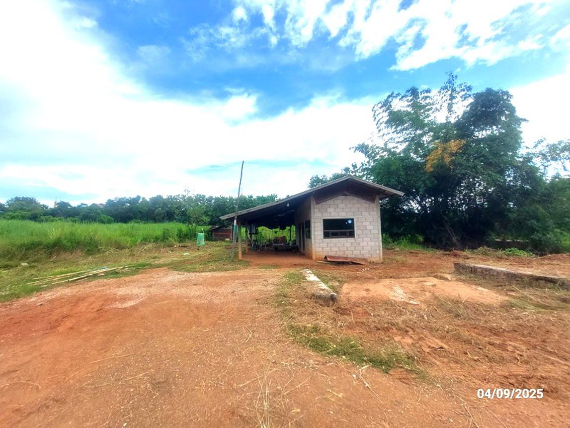 Single-Family House in Wang Sapung, Loei