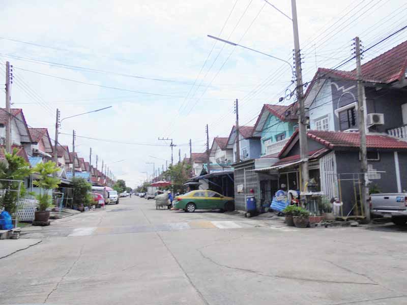 ทาวน์เฮ้าส์ โครงการบ้านสวนทองวิลล่า 7 ลำลูกกา