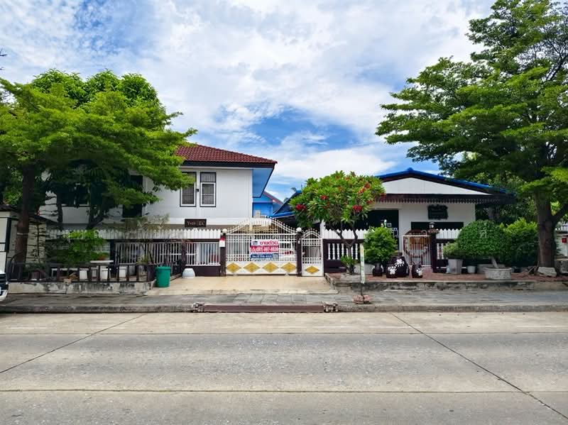 บ้านเดี่ยว 2 ชั้น 84 ตร.ว. ซอยเสรีไทย57 ถนนเสรีไทย, Bangkok