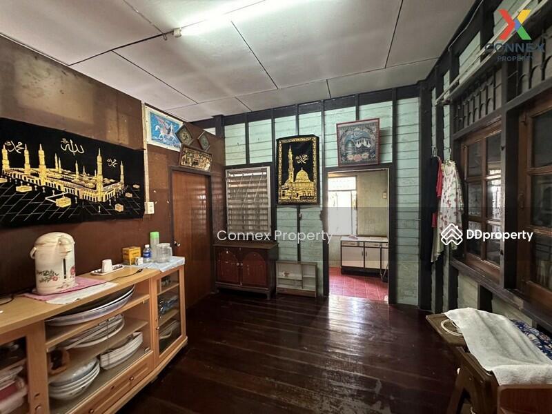 บ้านชั้นเดียว 2 หลัง ที่ดิน 60 ตร.ว. รามคำแหง176 (ต่ำกว่าราคาประเมิน) ใกล้รถไฟฟ้า, Bangkok