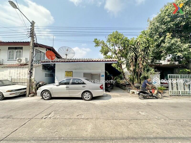 บ้านชั้นเดียว 2 หลัง ที่ดิน 60 ตร.ว. รามคำแหง176 (ต่ำกว่าราคาประเมิน) ใกล้รถไฟฟ้า, Bangkok