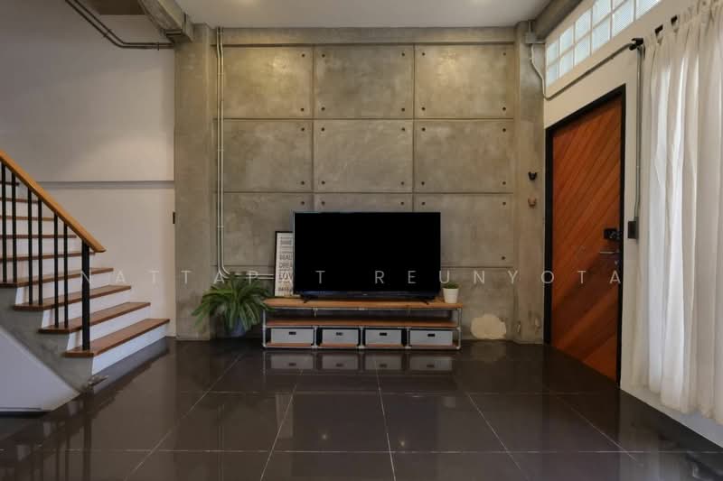 5-BR Townhouse, Bangkok