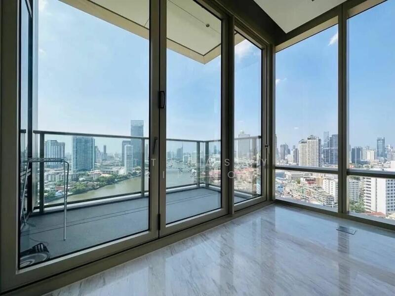 Four Seasons Private Residences, Bangkok