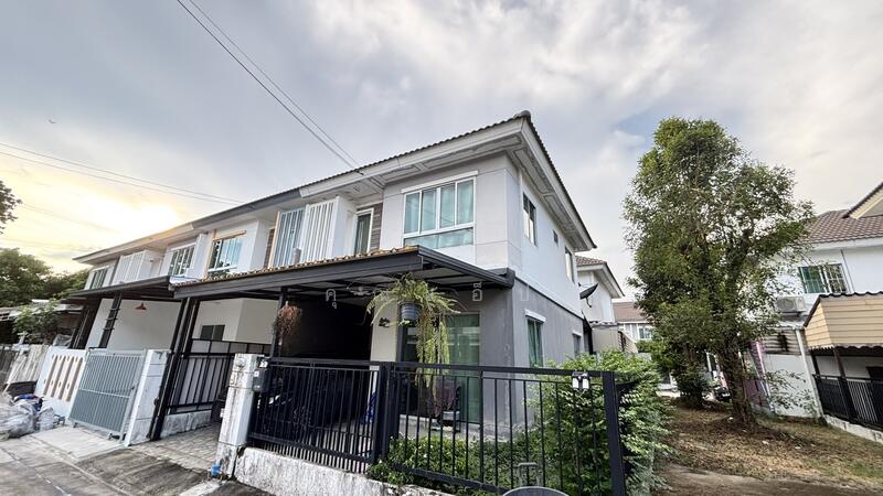 Pruksa Ville 62/2 Nimitmai, Bangkok