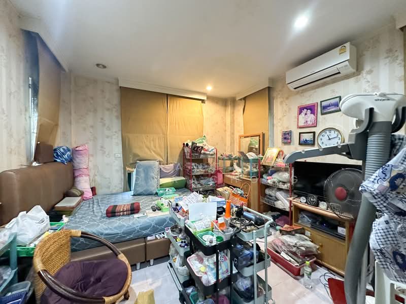 Baan Suan Phutthamonthon Sai 1, Bangkok