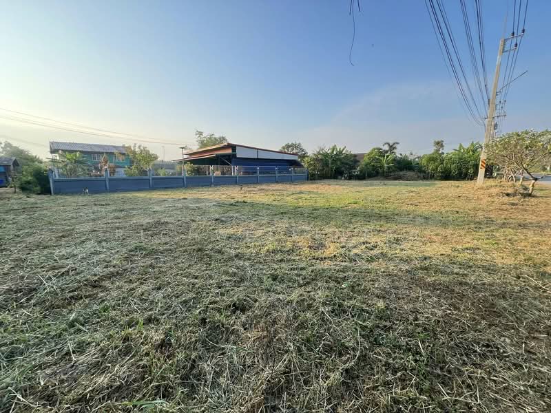 Land for sale in Sanam Chan, 190 square wah (approximately 760 square meters)., Chachoengsao