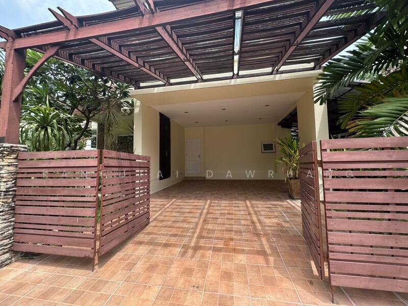 Saransiri Ramintra 2, Bangkok